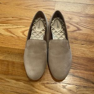 EUC Birdies starling. Latte Suede woman’s size 11